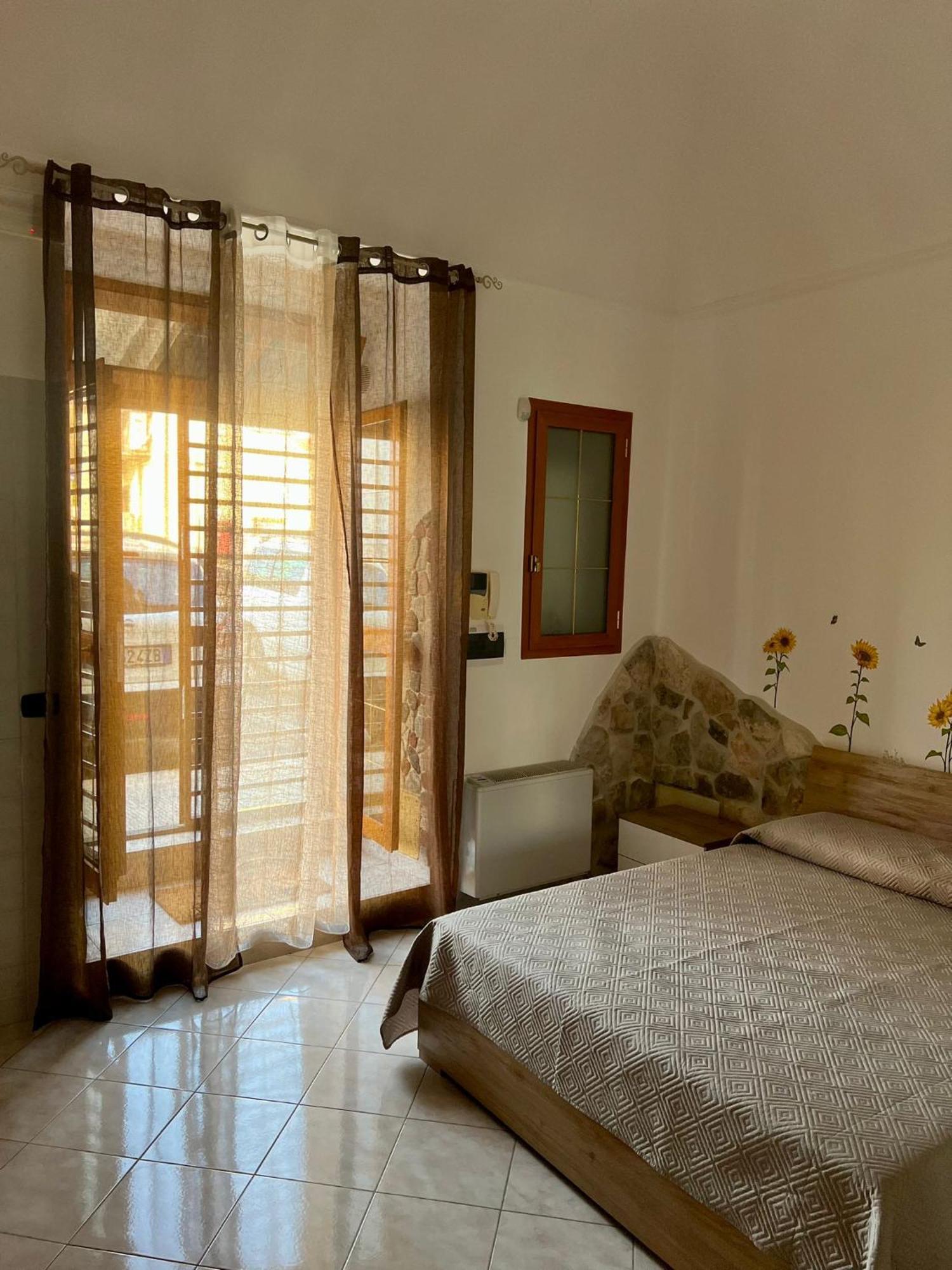 Dimora Cuoccio Bed & Breakfast Bari Luaran gambar
