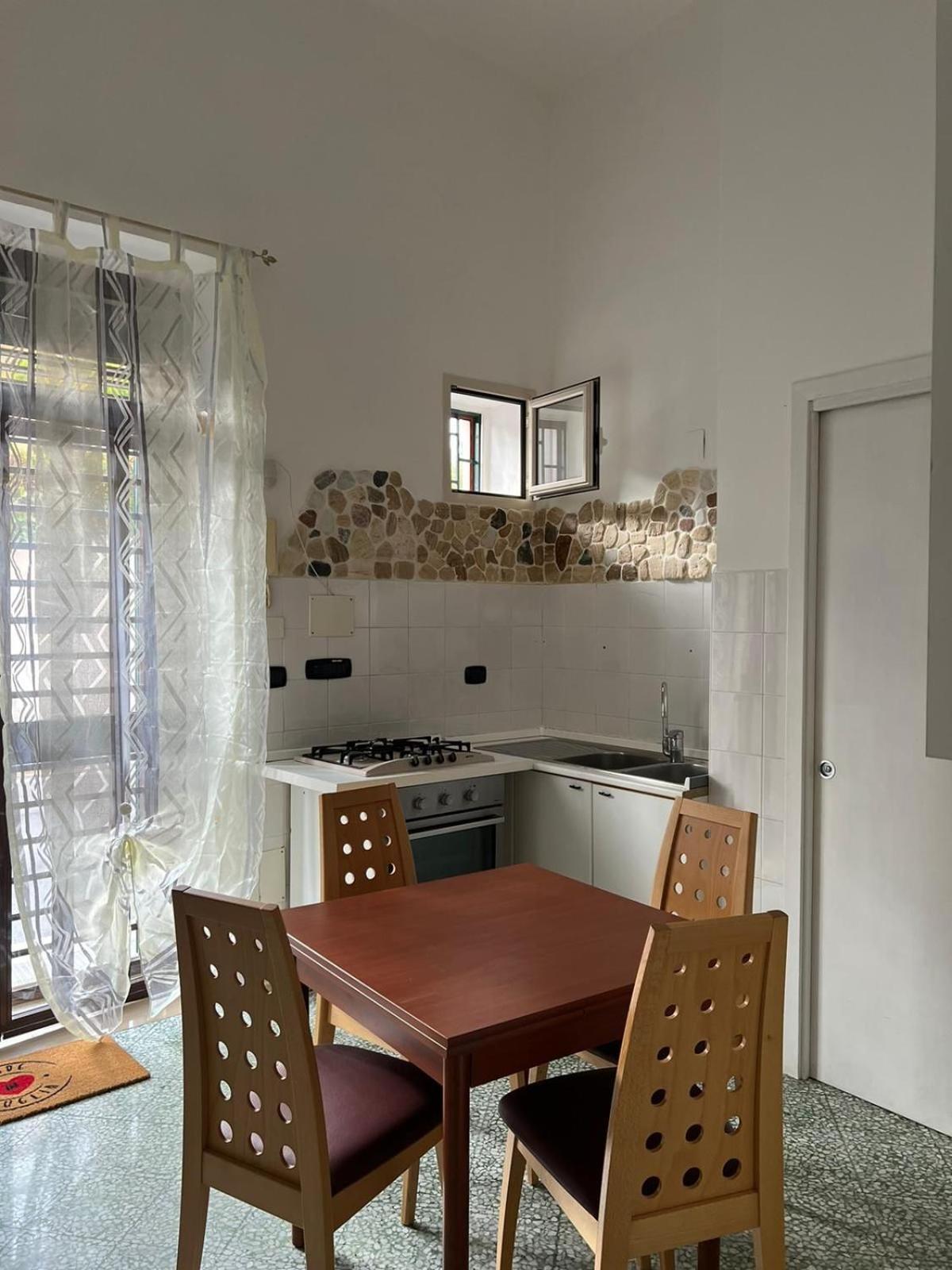 Dimora Cuoccio Bed & Breakfast Bari Luaran gambar